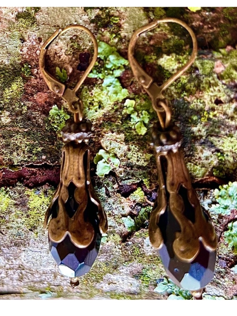 Estate Drop Earrings with Dark Faceted Stones ♥️